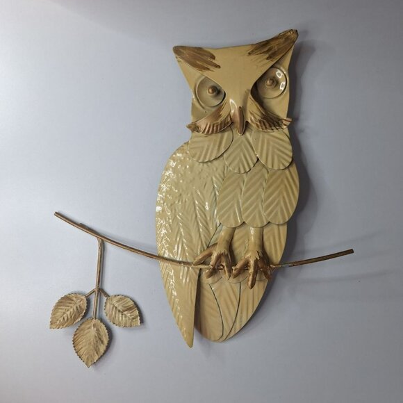Metal Owl Cream Tin Leaves Branch Handpainted 11 x 10 Inches Hanging Wall Decor - Picture 1 of 12